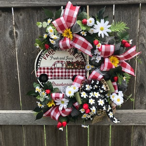 Strawberry Farmhouse Wreath