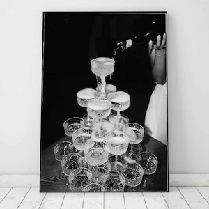 Impresión de copas de champán antiguas: póster de bar antiguo en blanco y negro. Descarga digital para arte mural de cócteles, impresión de carrito de bar, elegante