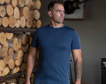 Mens Short Sleeve Summer Tee Shirt Fitness T-Shirt Workout Organic T-Shirt Merino Wool Sustainable Spring Clothing 160gsm Denim Blue