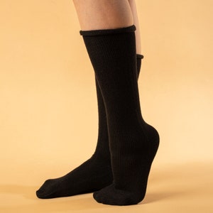 Knitted Black Socks for Women Merino Wool Warm Slouch Socks Hypoallergenic Long Mid Calf Thick Winter Socks Wool Socks