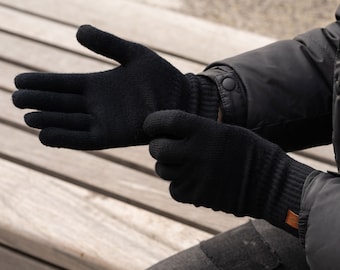 Black Gloves for Men Pure Merino Wool Knitted Hand Gloves Soft Winter Fall Gloves Organic Knit Accessories Gifts for Men