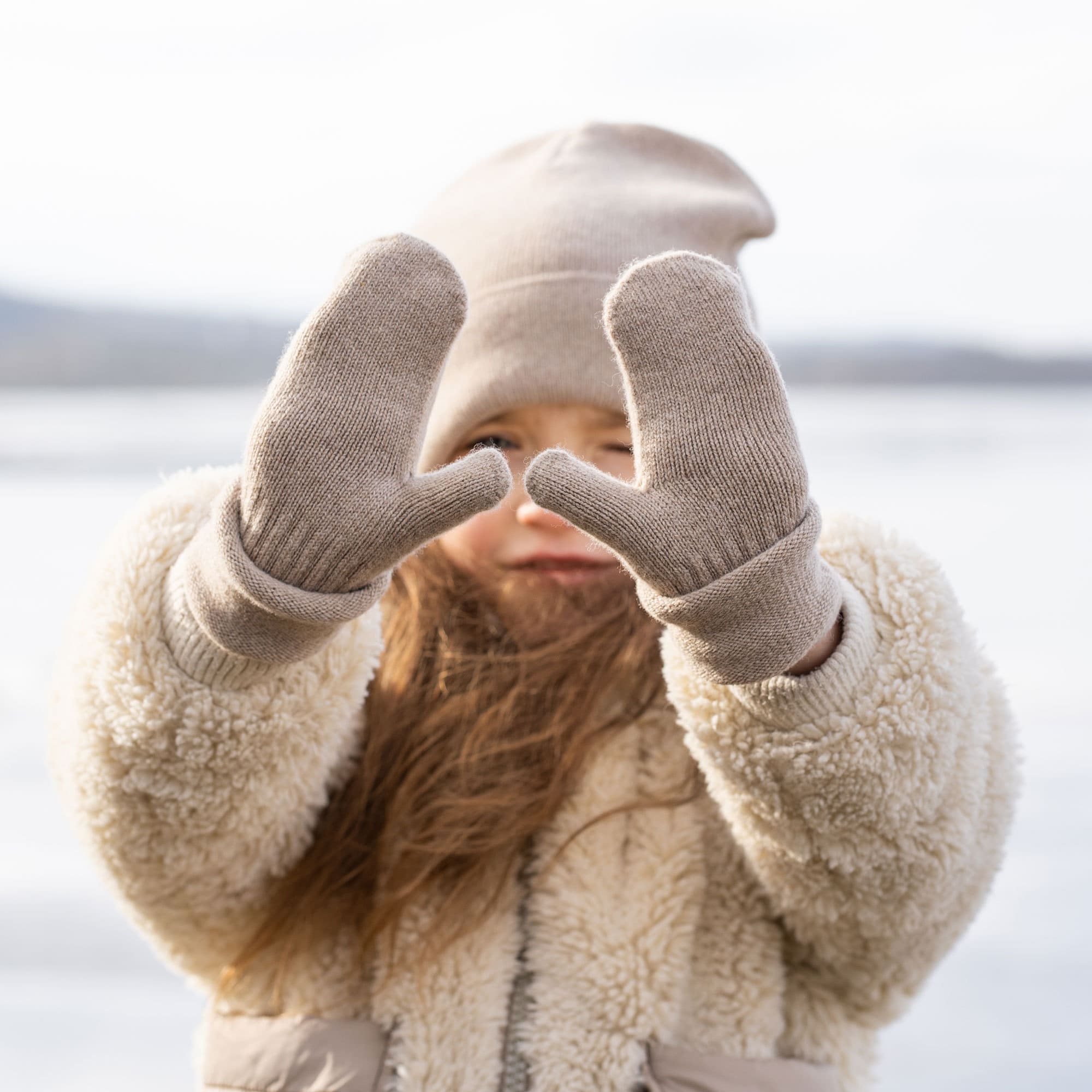 Baby 2024 woolen gloves
