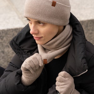 Handschuhe aus Merinowolle für Damen Handgefertigte Strickhandschuhe Thermo Frühling Handschuhe Hypoallergen Strick Accessoires Cremig Beige Bild 5