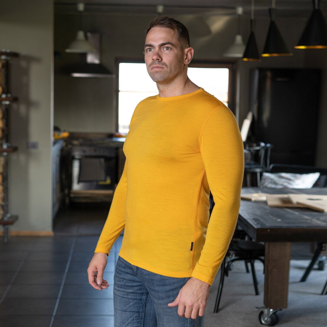 Men's Organic Long Sleeve Tshirt Workout Crewneck Sweatshirt Fitness