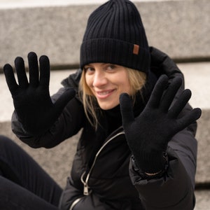 Black Gloves for Women 100% Merino Wool Gloves Handmade Knitted Hand Gloves Thermal Winter Fall Gloves Hypoallergenic Knit Accessories