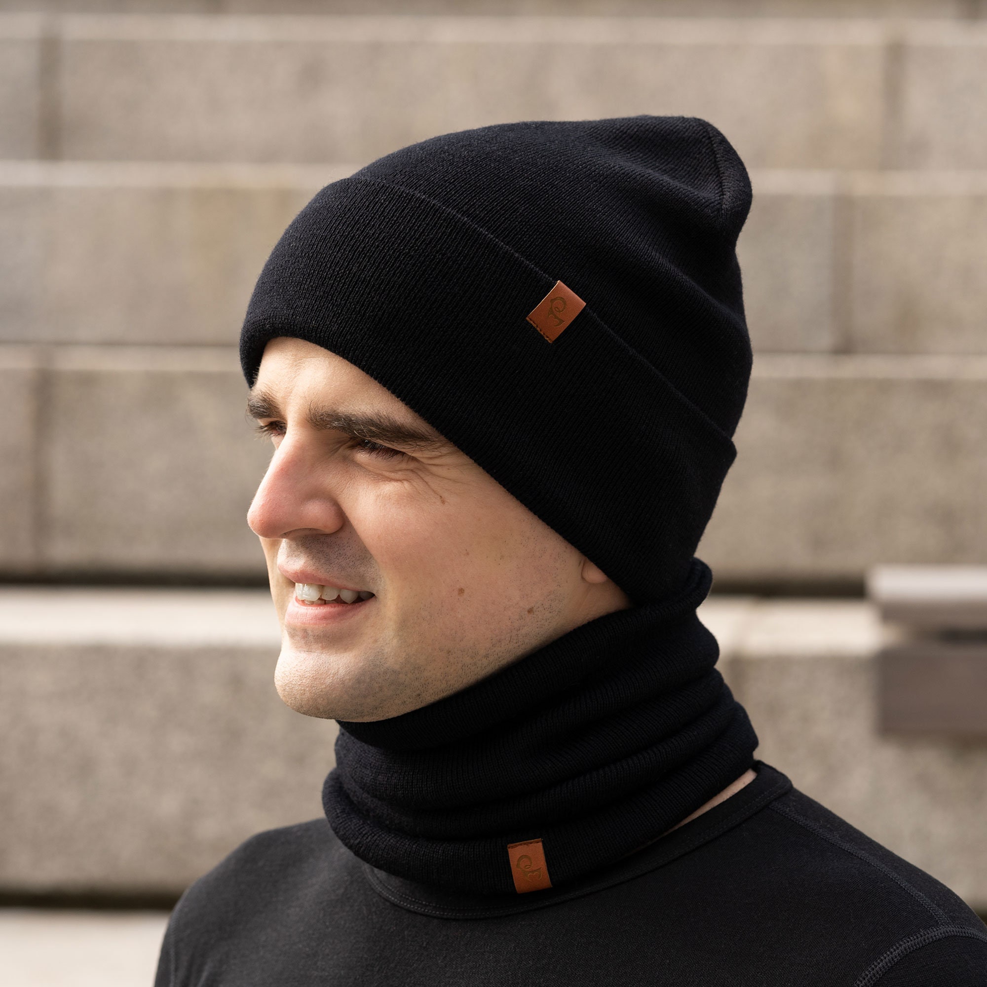 Black Neck Gaiter 100% Merino Wool Neck Warmer Unisex Black Neck Gaiter 100% Merino Wool Neck Warmer Unisex