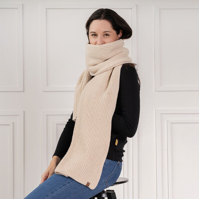 Thick and oversized neck warmer.