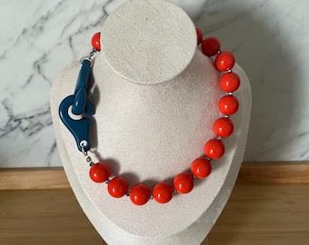 Resin pearl necklace