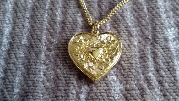 Very Rare Avon Annie Gold Heart Necklace 1982 Tribune | Etsy