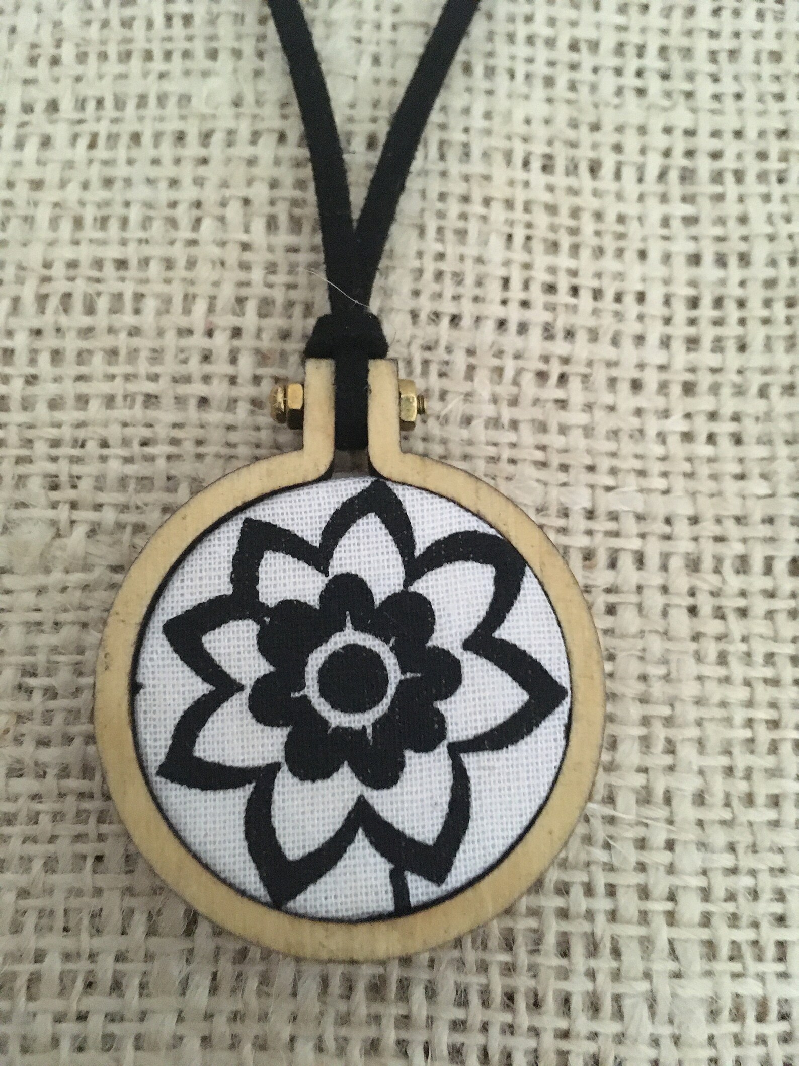 Embroidery Hoop Necklace Wooden Jewelry Vintage Fabric Etsy