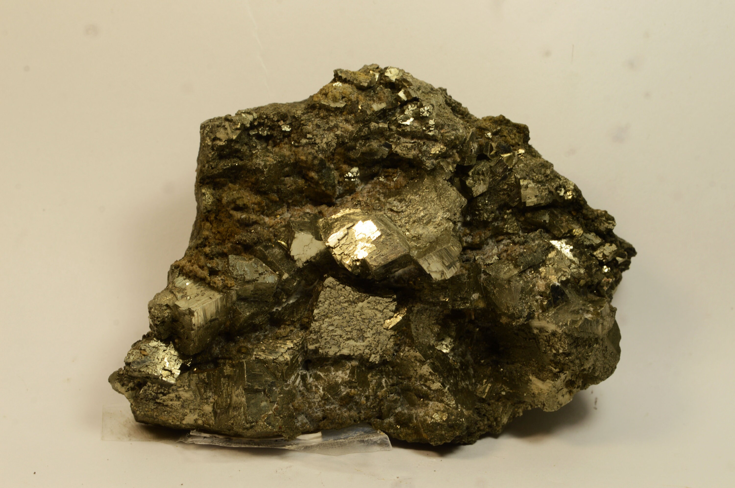 Amas de Pyrite Mine Salsigne Aude France 333G Mineraux Collection Français