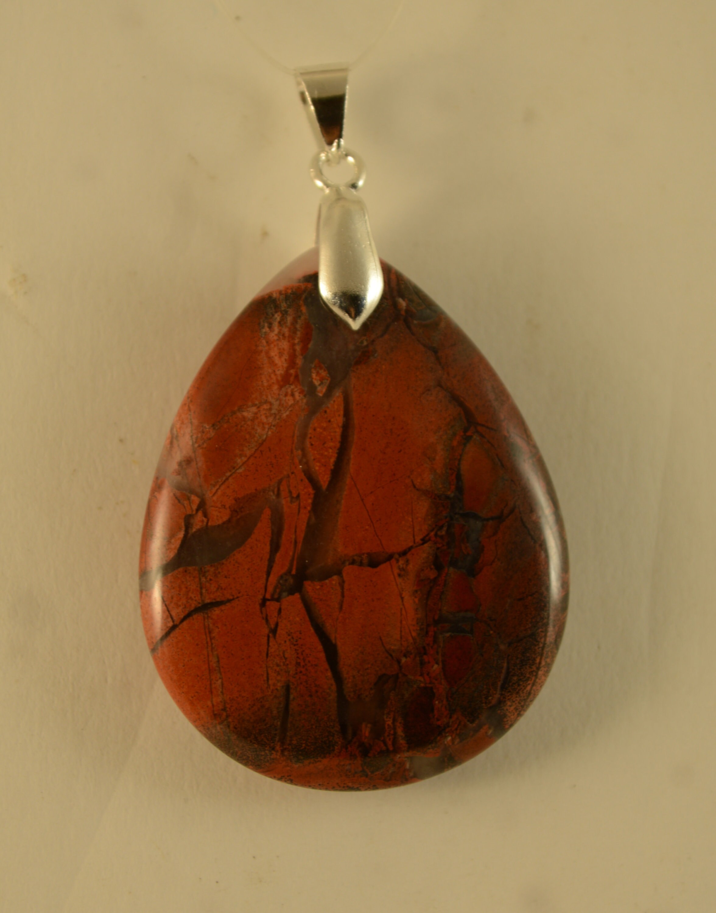 Pendentif en Jaspe Rouge 38x30mm Bijou Pierre