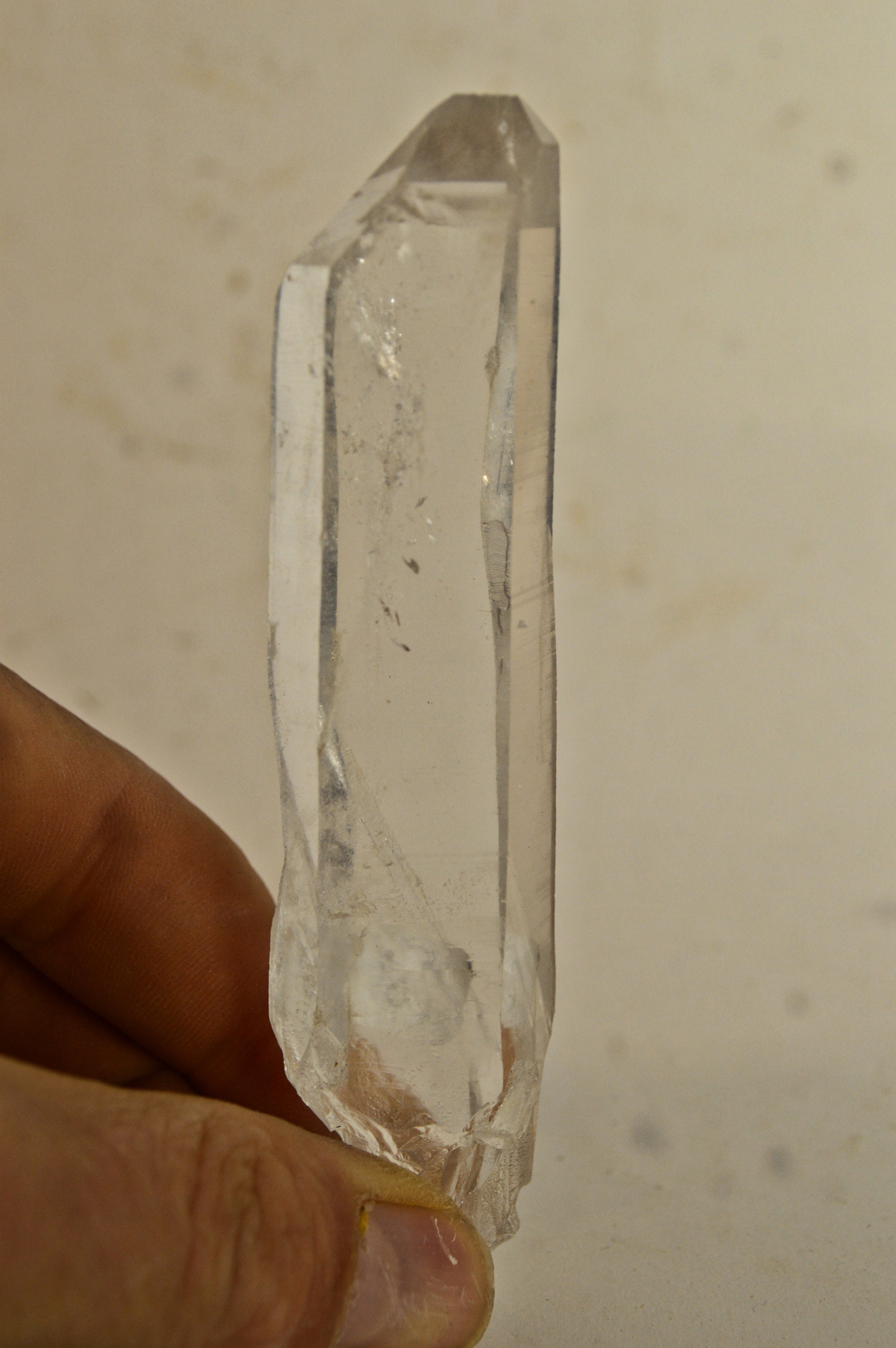 Pointe de Quartz Cristal Roche 92G Specimen Minérale Collection