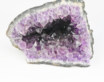 Geoda de amatista de Brasil 2,8 kg mineral de espécimen de racimo de amatista