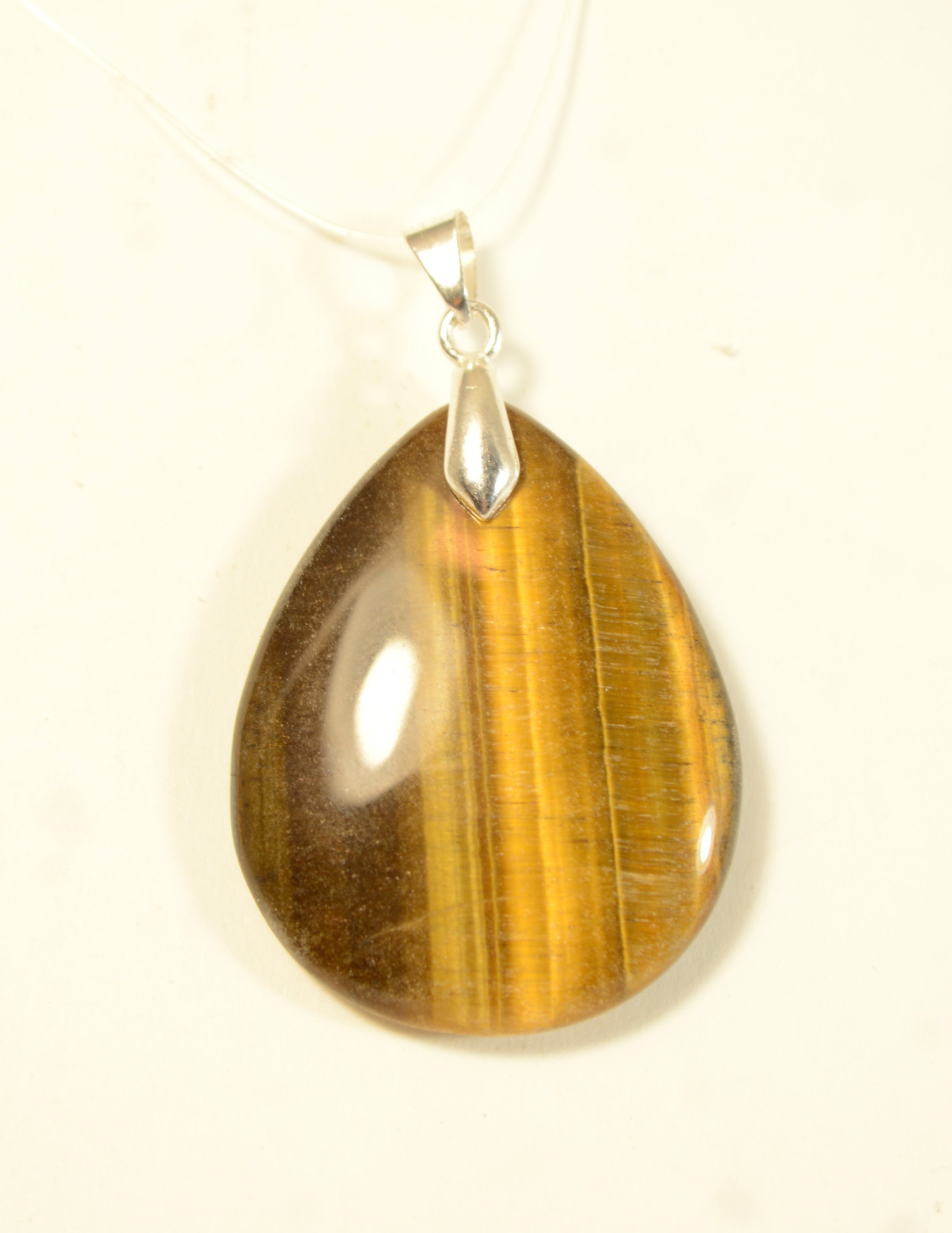 Pendentif en Oeil de Tigre 37x30mm Bijou Pierre Œil