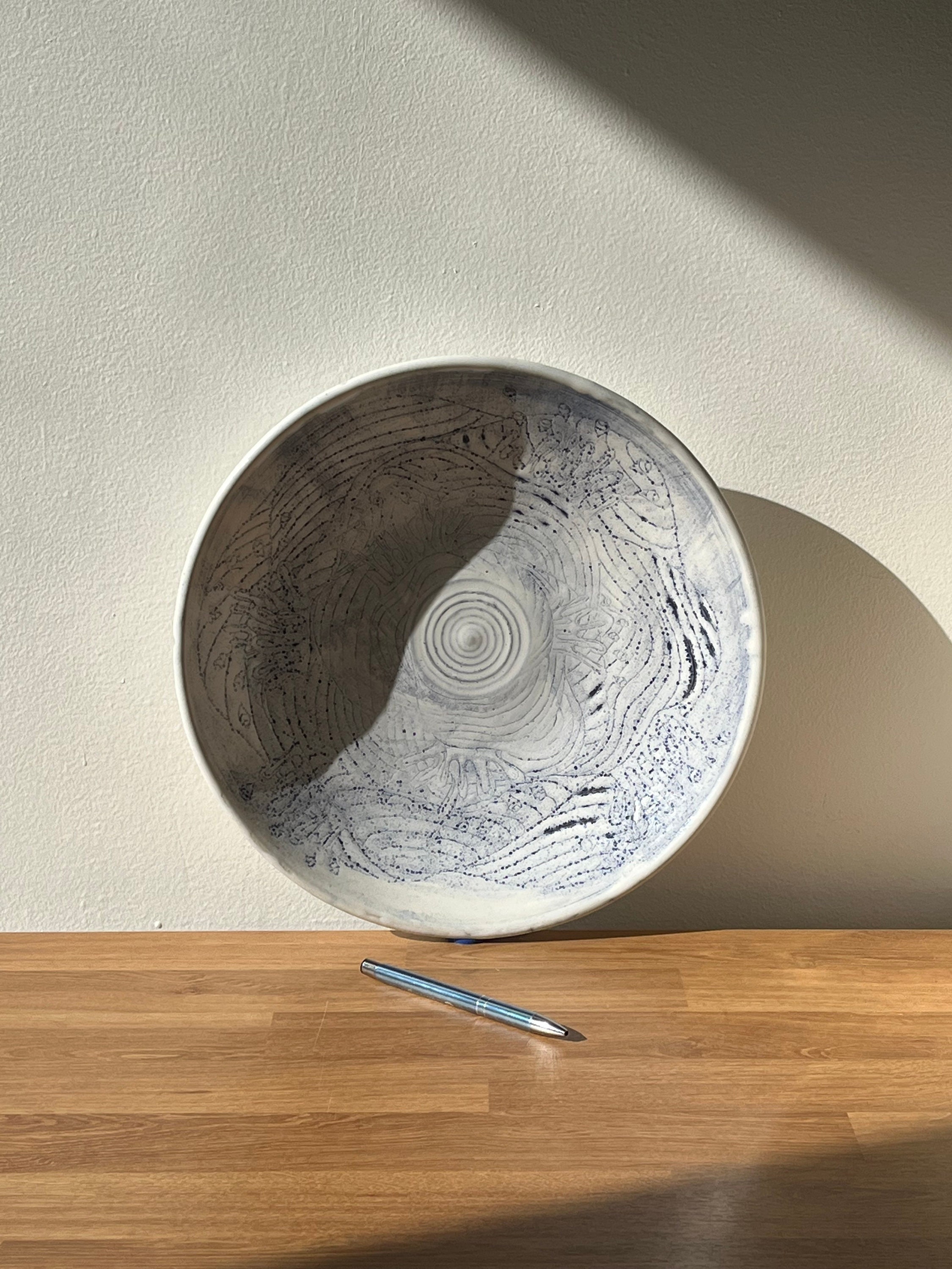 ビンテージ品　ガラス製　大皿　ベラルーシ 中川紀夫（紀窯） リム丸皿／大／ベージュ／ボワーズヘッド
