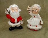 Vintage Santa Mrs Claus Salt and Pepper Shaker Set Gold quot NOEL quot Letters Mid Century Kitsch Christmas Decor 1950s UCAGCO Made in Japan