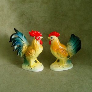 Vintage Rooster and Hen Salt and Pepper Shakers | Colorful Chicken Set for Cute Country or Farmhouse Decor | 1970s Norcrest Made in Japan