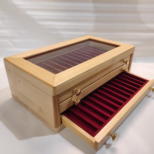 Natuurlijke houten kast voor 39 pen collector's pen display bureau. Vulpennen Container