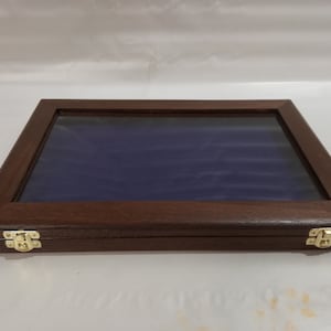 Cofanetto astuccio vetrinetta in legno per monete, medaglie, malacologia, gemme, fossili cartoline , Fiches espositore personalizzabile
