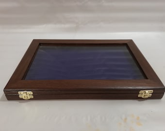Wooden case expositor for coins or medals, malacology, gems, Poker,Fiches  customizable wooden display showcase