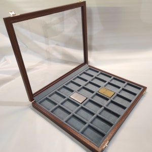 Refined high quality wooden case 28 compartments 6x4 cm