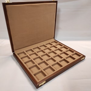 Wooden box for coins or medals Customizable 30 compartments 40×40 mm (1.57×1.57 inch)