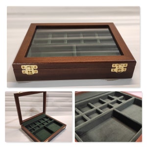 Display box in hout en glas voor verzamelobjecten met fossiele schelpen, munten of andere sieradendoosjes