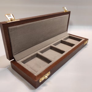 Refined wooden case for ancient coins 