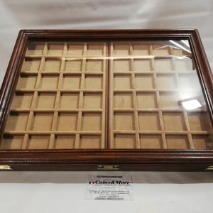 Showcase display case in wood and glass with two trays in Italian velvet display for coins, medals or shop collectibles