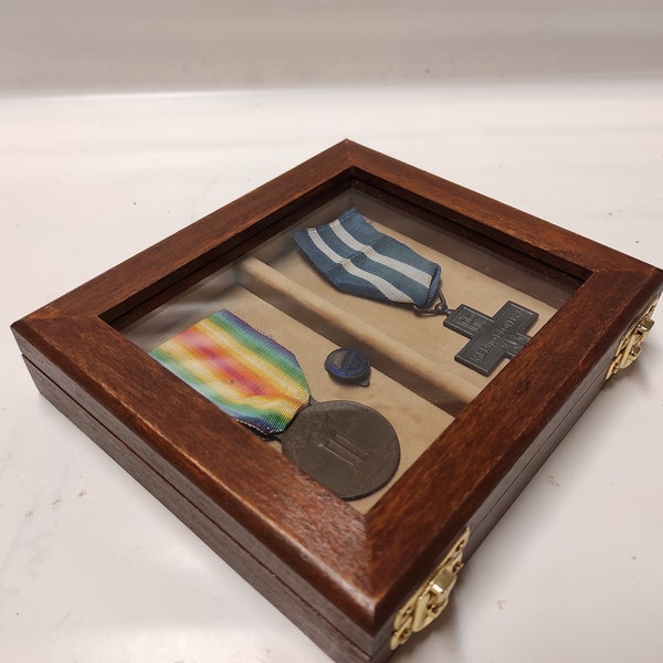 Coffret en bois pour médailles militaires, vitrine en verre en bois et velours
