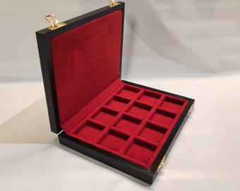 Houten muntendoos met 12 vakjes, 40 x 40 mm