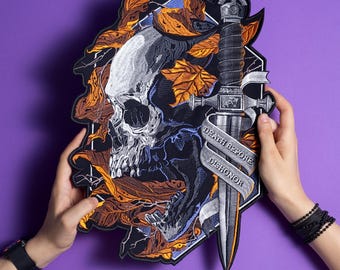 Parche de tatuaje tradicional de calavera y daga, parche gótico bordado para la espalda.