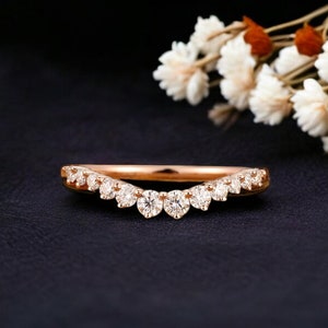 Vintage Diamond Wedding Band Rose Gold Round Cut Moissanite Matching Band Stacking Curved Wedding Band Unique Anniversary Ring Bridal Ring
