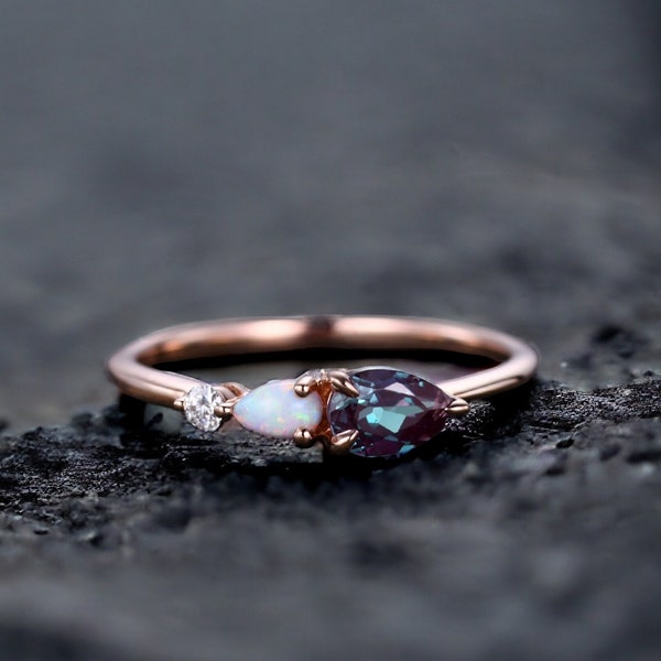 Vintage Alexandrite Opal Engagement Ring,Pear Cut Alexandrite Moissanite Wedding Band,3 Stone Unique Women Bridal Promise Ring,Customized