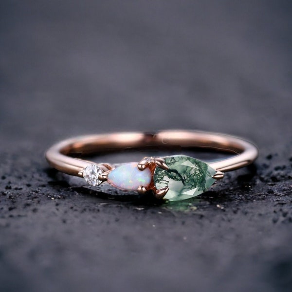 Moss Agate Opal Ring Anillo de compromiso Pera Corte Gemas Art Deco Moissanite Wedding Band 3 Piedra Única Mujeres Anillo de Promesa Nupcial Personalizado