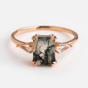 Moss Agate Ring Engagement Ring Emerald Cut Moss Agate Ring 3 Stone Unique Women Bridal Promise Ring Wedding Ring Aquatic Anniversary Ring