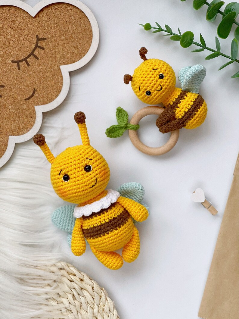 CROCHET PATTERN Bee Rattle Crochet Baby Rattle Bumblebee Etsy