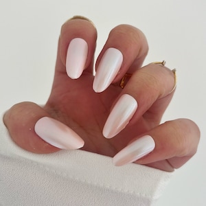 PRESS ON NAILS | Pink glazed donut | Fake nails False nails Stick on nails | Made to order set of 10 or 20