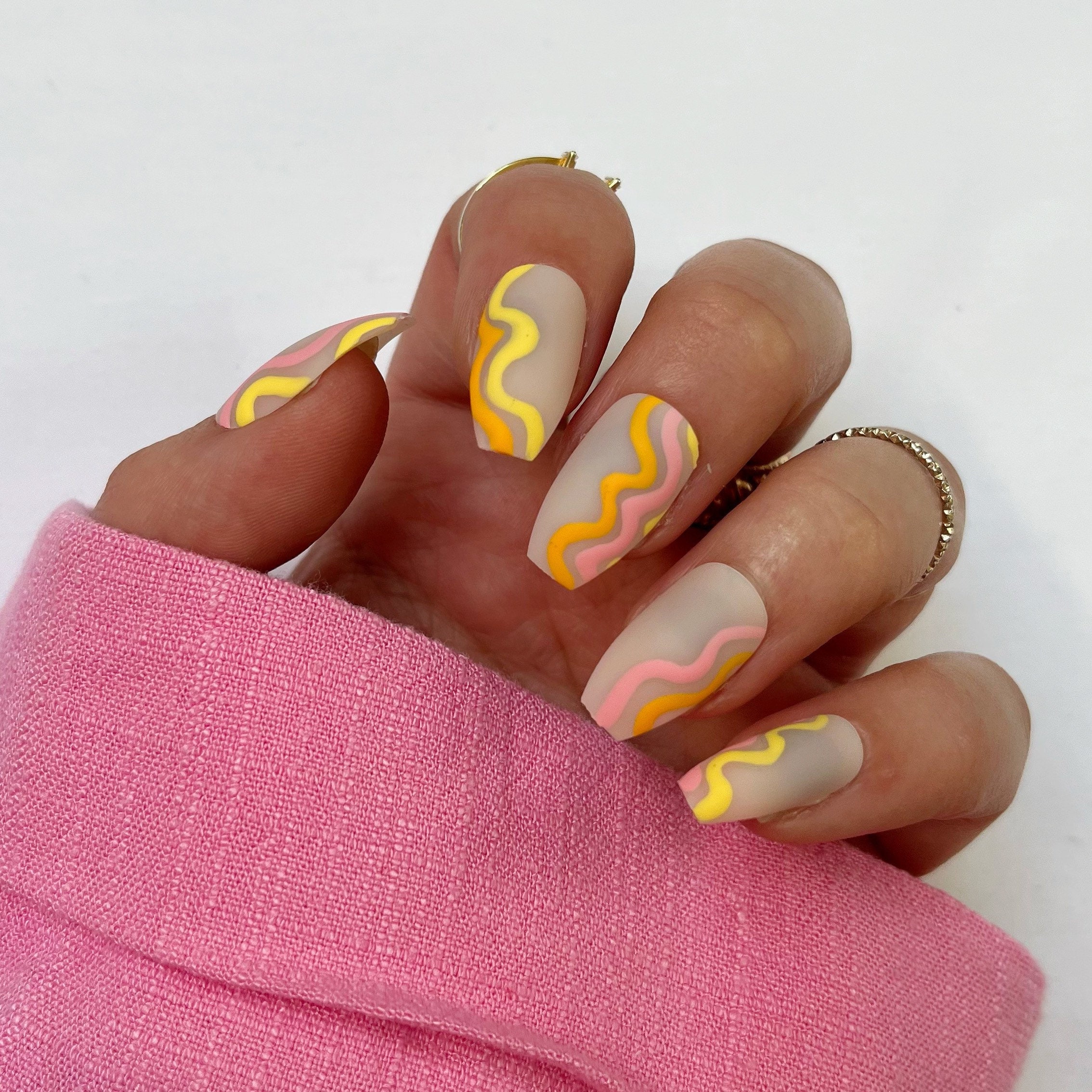 Orange Pink and Yellow Set of Nails With Wavy Lines Press on - Etsy