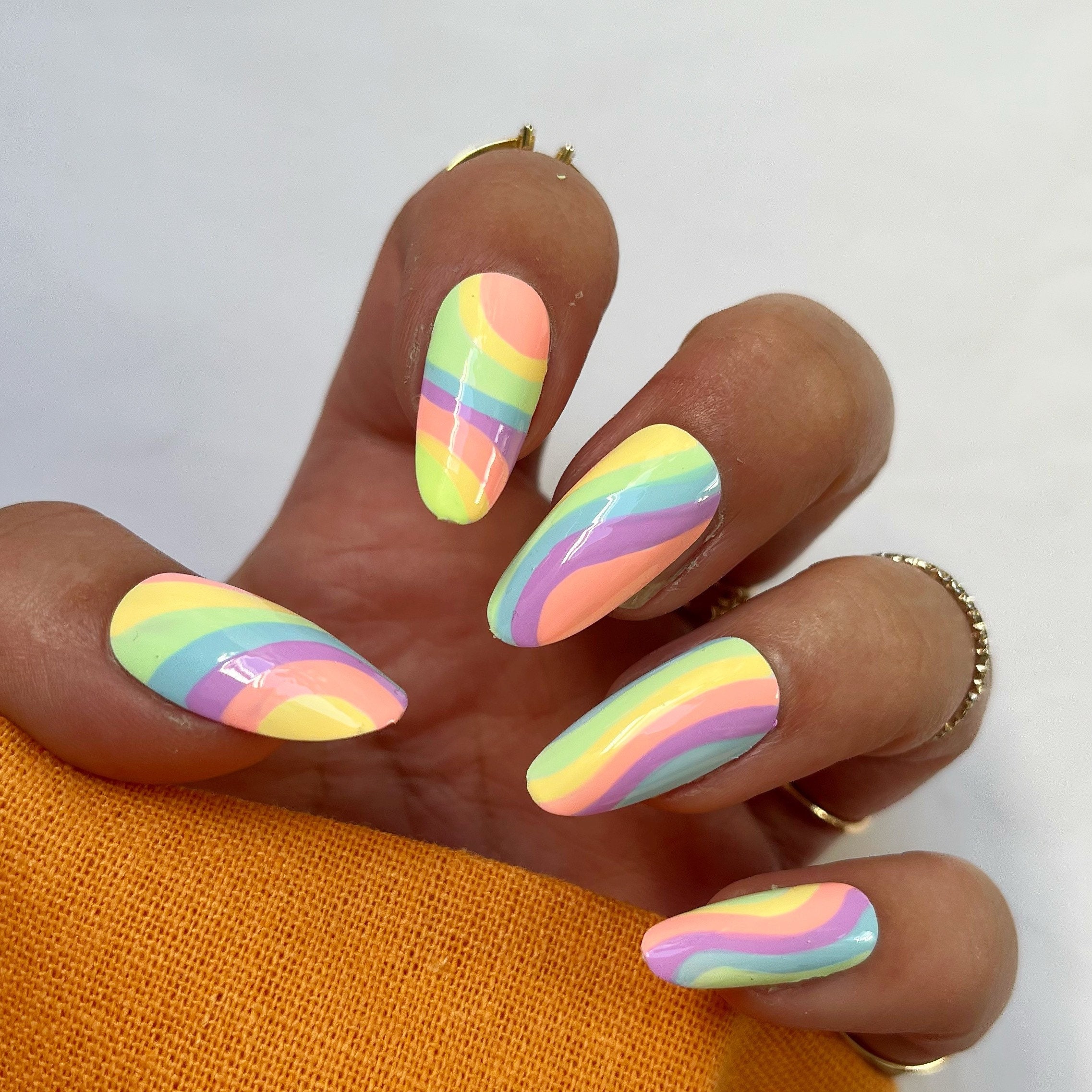 240 Stück Ovale Kunstnägel Für Nail Art – Klare Tips Mit Henna-Muster, Zum Üben Oder Für Den Salon