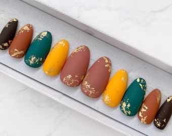 Matte multicoloured autumnal colours set of nails with gold foil Fake nails False nails Press on nails Acrylic nails Stick on nails Autumn