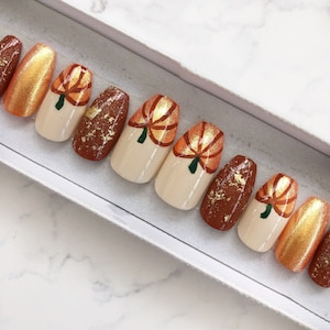 Autumnal set of nails with pumpkin design Stick on nails Fake nails False nails Press on nails Acrylic nails Autumn Halloween Glue On Nails