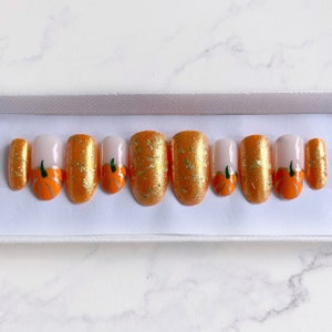 Halloween set of nails with pumpkin design  Stick on nails Fake nails False nails Press on nails Acrylic nails Autumn Orange