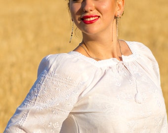Льняная рубашка Украинская вышиванка Рубашка женская вышитая блузка Украинская блузка Этнический стиль Блузка Крестьянин