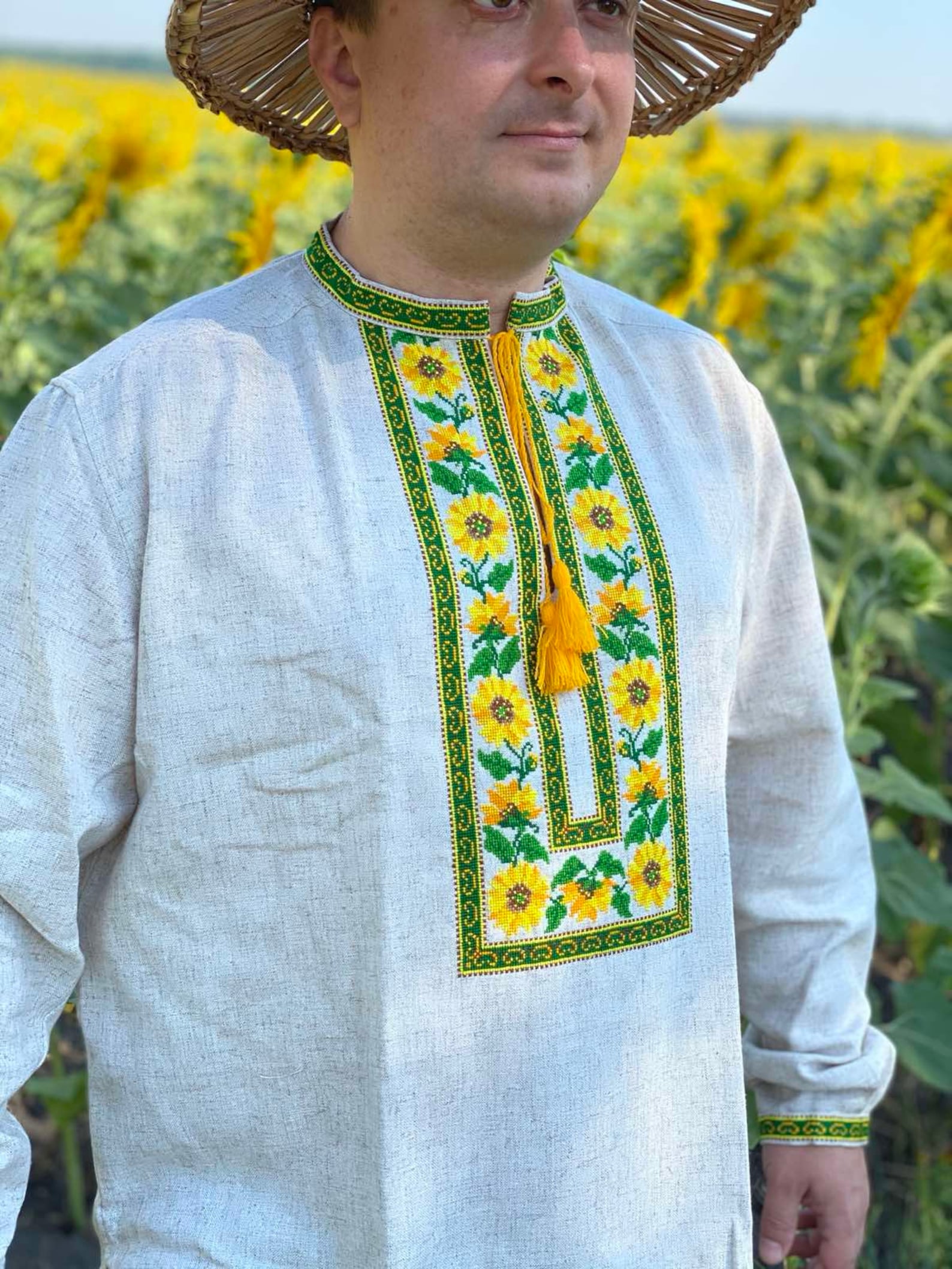 White Shirt Ukrainian Vyshyvanka. Men's embroidery. Etsy