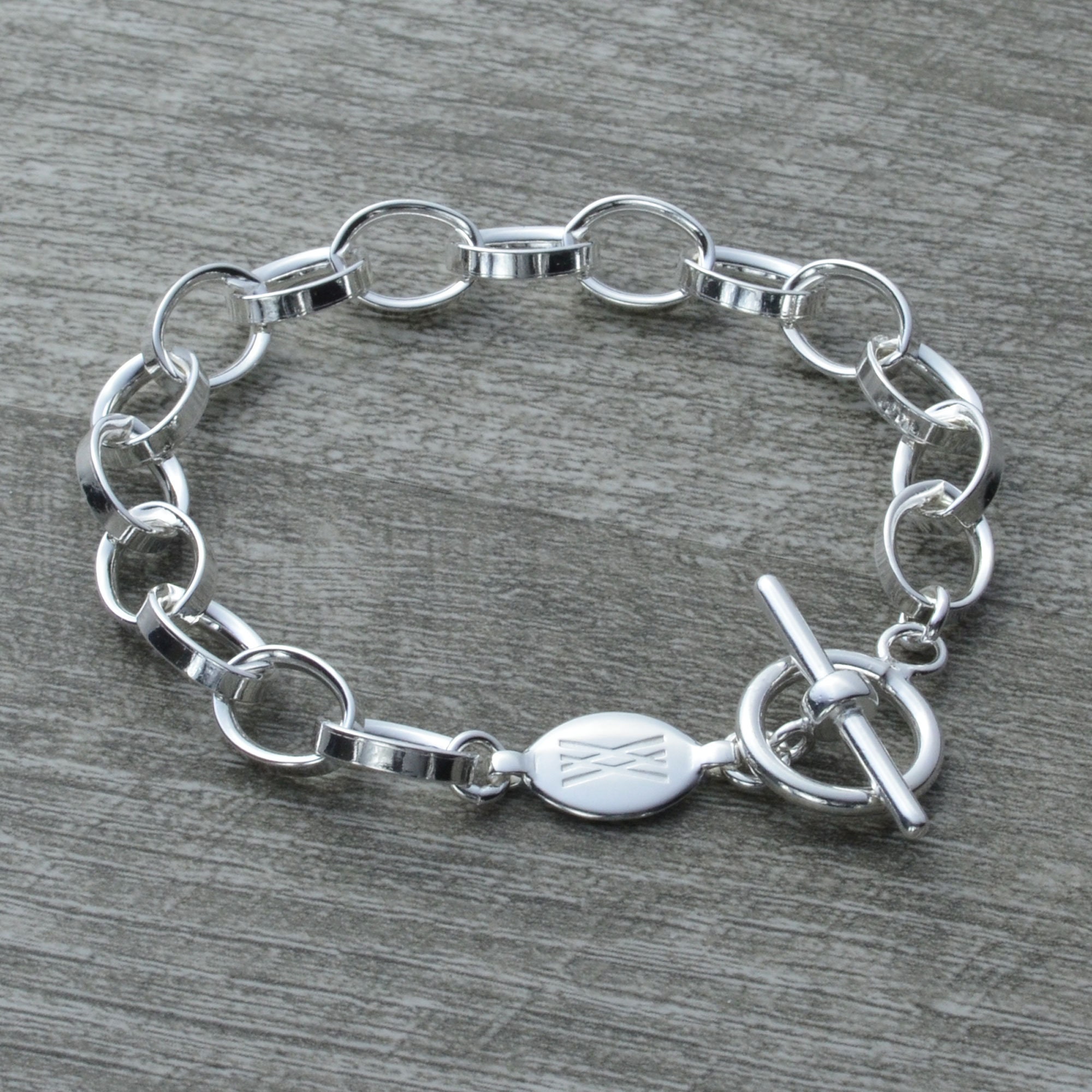 Silver chain charm bracelet deals