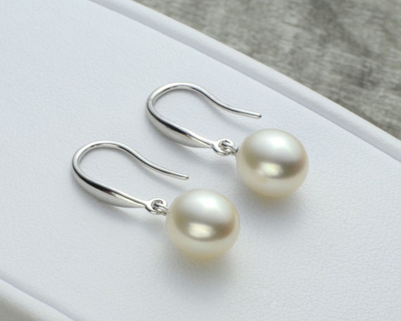 Christmas pearl earrings Clearance