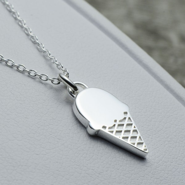 Bijoux de crème glacée en argent, collier de crème glacée, charme de cornet de crème glacée, bijoux d’été, bijoux de plage, bijoux alimentaires Kawaii, bijoux pour filles