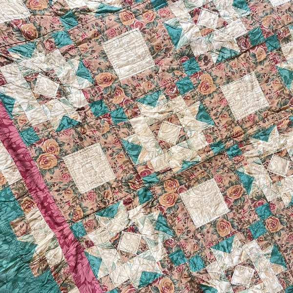 Handmade Patchwork Quilt, Quilted Amish Star Blanket, Patterned Eiderdown, Vintage Decor